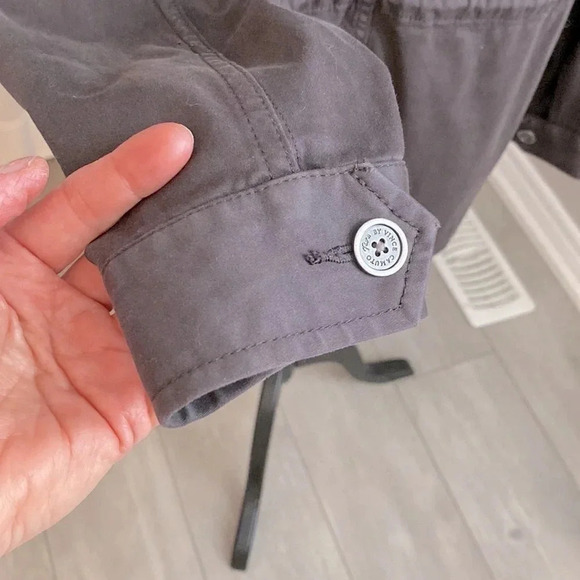 VINCE CAMUTO Navy/Grey Utility Jacket Drawstring Zipper Pockets, Size S - Picture 5 of 7